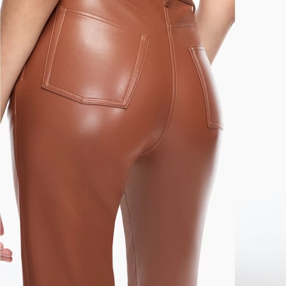 Viral Aritzia Melina leather pants in ‘Epicurean Brown’ - Picture 6 of 8